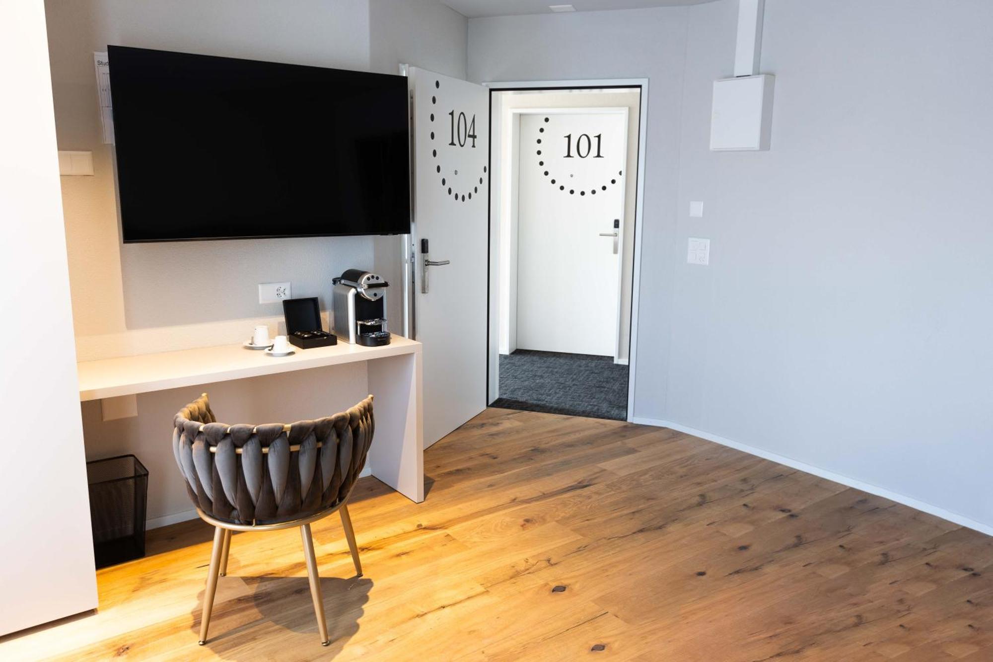 Hotel Rondo - Self-Check-In Wil Extérieur photo